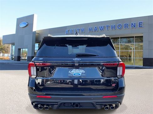 New 2026 Ford Explorer ST image 5