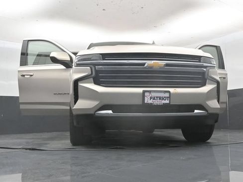 Used 2021 Chevrolet Suburban LT w/ Rear Media and Nav Package AWD/4WD image 65