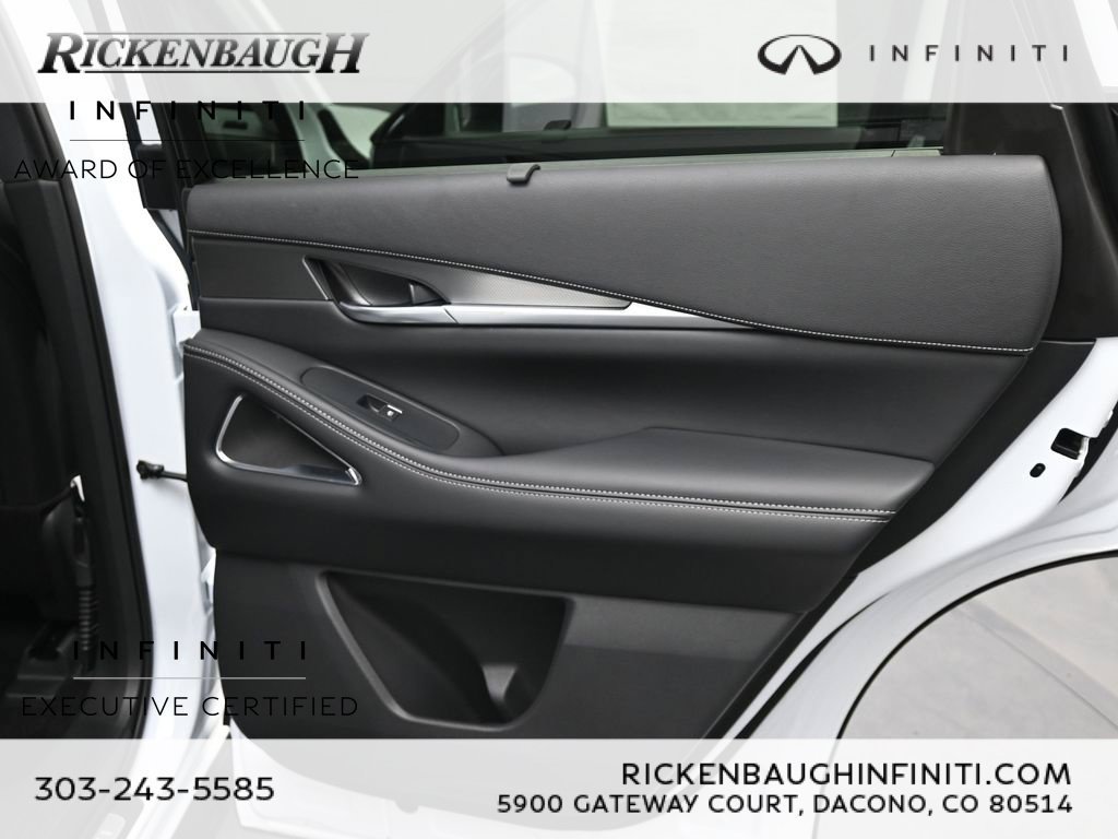 Certified 2026 INFINITI QX60 Luxe w/ Cargo Package AWD/4WD image 14