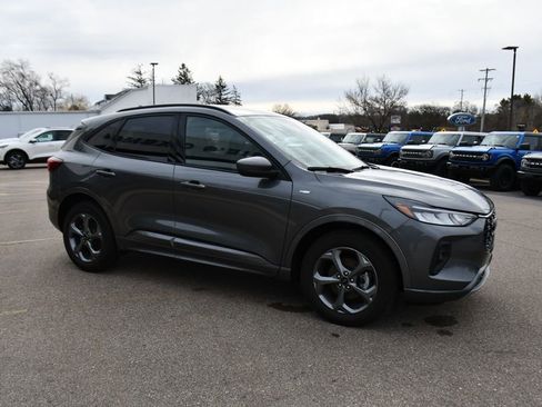 Used 2023 Ford Escape ST-Line Select w/ Tech Pack #1 image 8