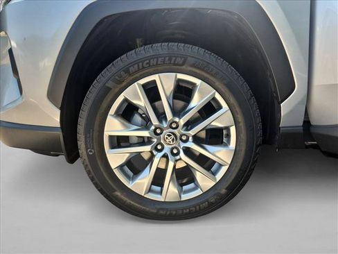 Used 2023 Toyota RAV4 Limited FWD image 28