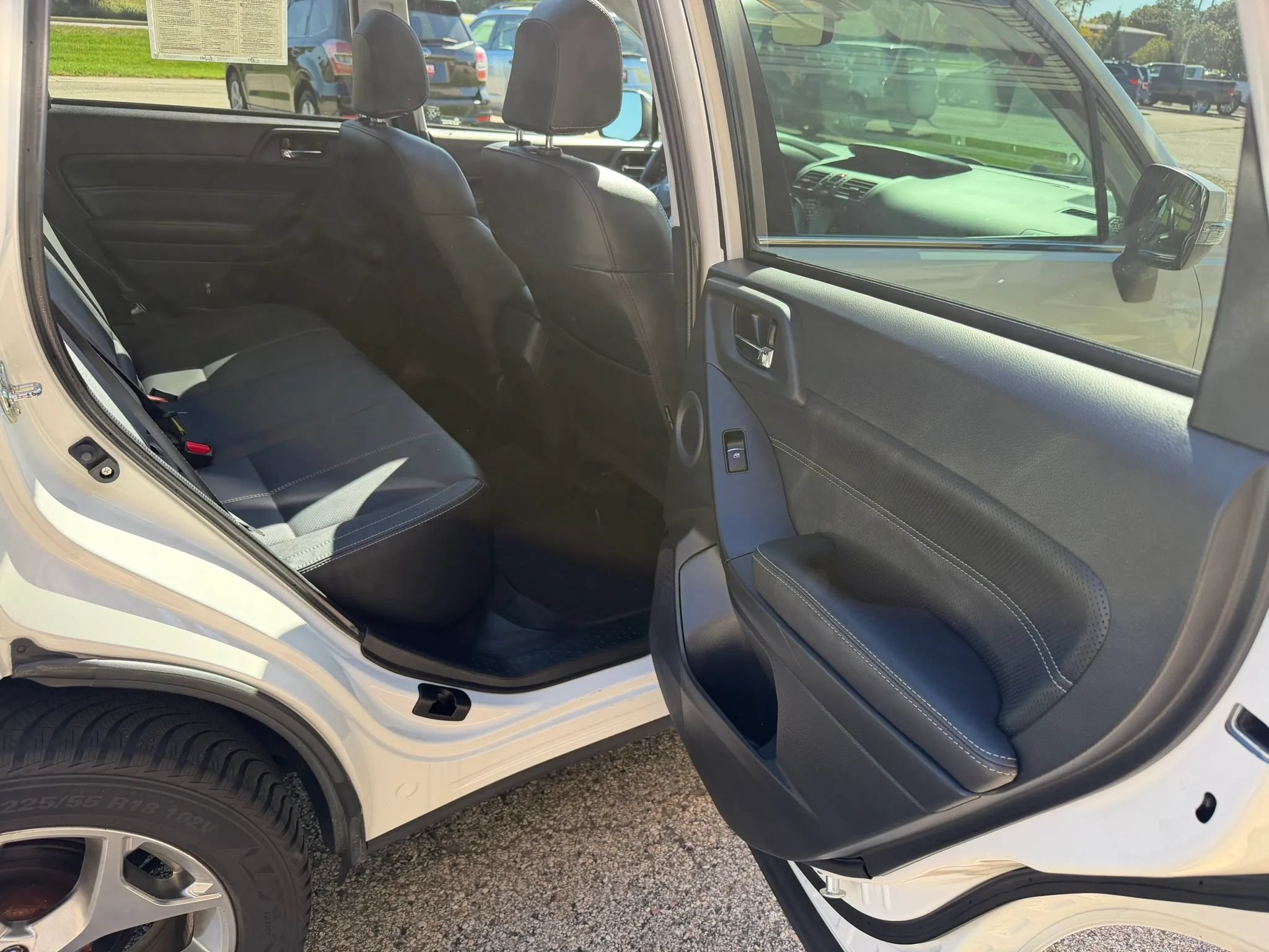 Used 2018 Subaru Forester 2.5i Touring w/ Popular Package #2 AWD/4WD image 16
