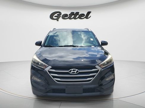 Used 2017 Hyundai Tucson SE w/ SE Popular Package 02 AWD/4WD image 2