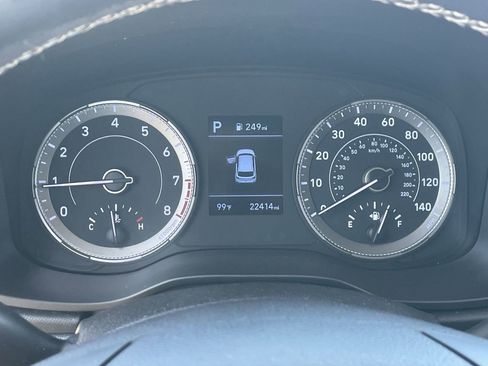 Certified 2022 Hyundai Venue SEL FWD image 29