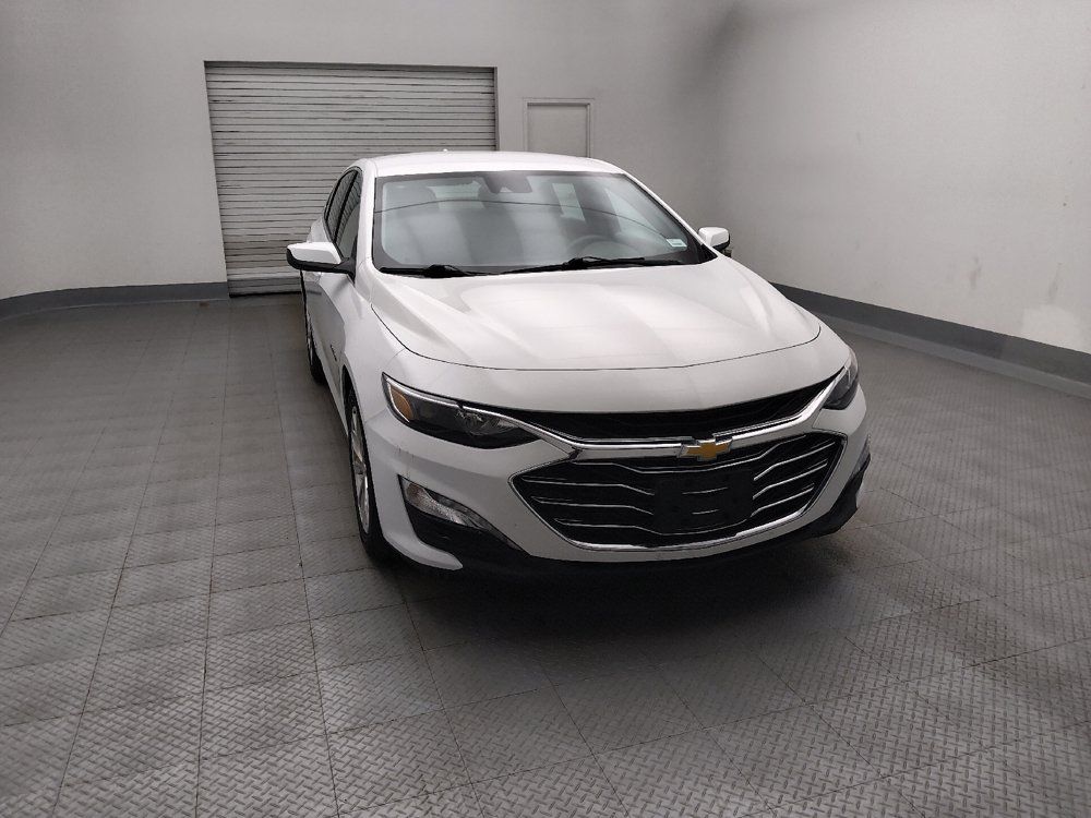Used 2019 Chevrolet Malibu LT w/ Driver Confidence Package II FWD image 14