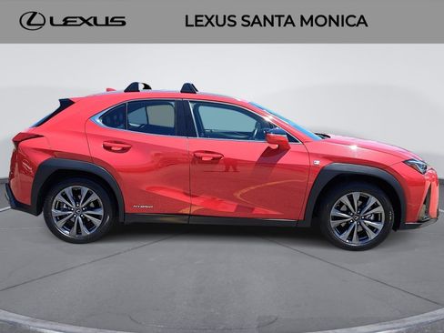 Used 2019 Lexus UX 250h F Sport w/ F Sport Premium Package AWD/4WD image 4