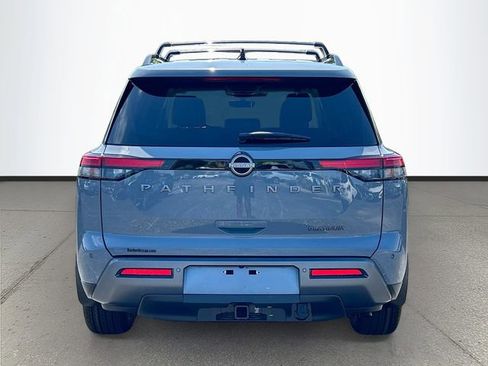 New 2026 Nissan Pathfinder Platinum FWD image 28