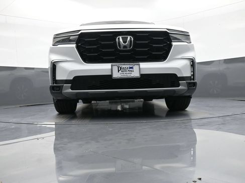 Certified 2024 Honda Pilot Elite image 29
