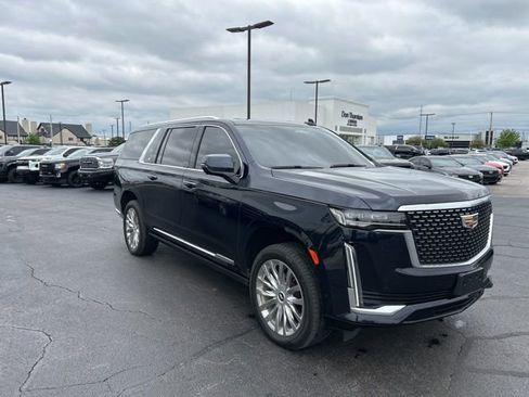 Used 2021 Cadillac Escalade ESV Premium Luxury w/ Driver Assist Tech Package AWD/4WD image 4