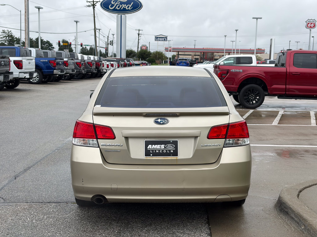 Used 2010 Subaru Legacy 2.5i Premium w/ Appearance Package 1C AWD/4WD image 5