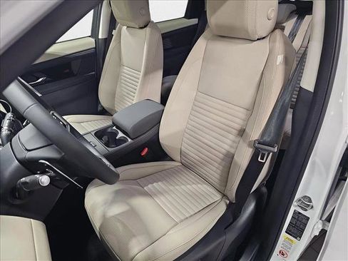 New 2025 Land Rover Discovery Sport S image 13