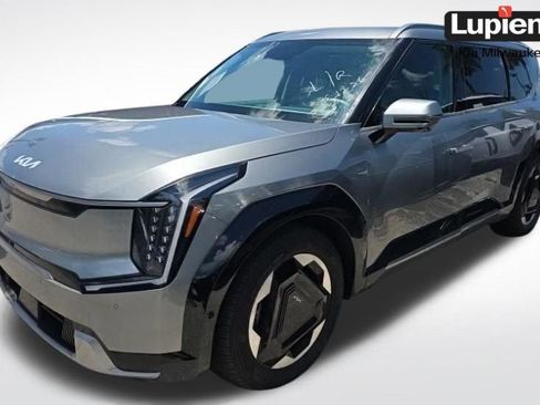 Used 2024 Kia EV9 Land AWD/4WD image 1