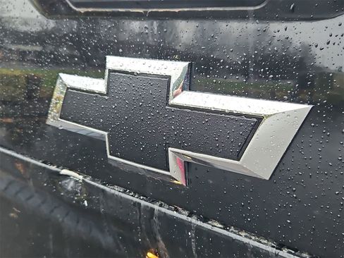 Used 2024 Chevrolet Silverado 2500 High Country w/ High Country Premium Package image 11