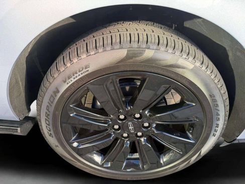 Used 2024 Lincoln Navigator L Black Label image 47