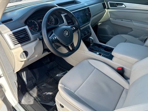Used 2019 Volkswagen Atlas SE FWD image 25