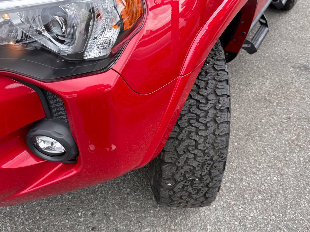 Used 2021 Toyota 4Runner TRD Off-Road Premium AWD/4WD image 3