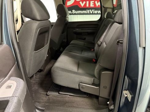 Used 2012 Chevrolet Silverado 2500 LT w/ Interior Plus Package AWD/4WD image 9