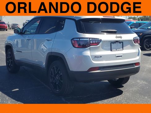 New 2026 Jeep Compass Latitude image 7