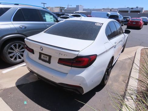 Used 2023 BMW 530i w/ M Sport Package RWD image 4