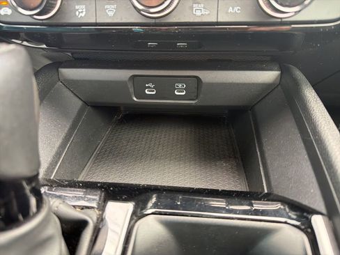 Used 2023 Honda Accord EX-L image 36