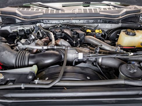 Used 2019 Ford F250 Platinum w/ Platinum Ultimate Package image 33