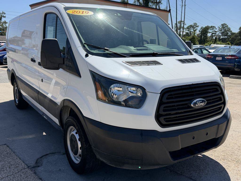 Used 2019 Ford Transit 250 130 Low Roof RWD image 3