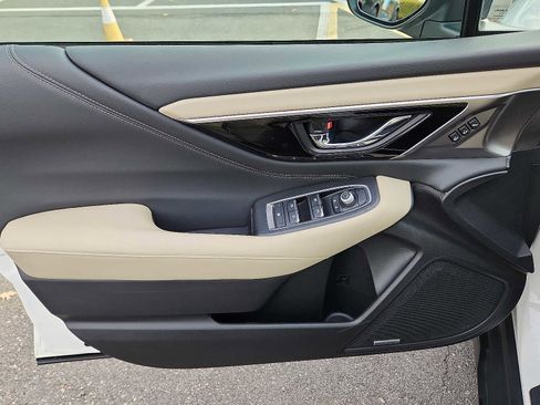 Used 2023 Subaru Outback Limited image 12