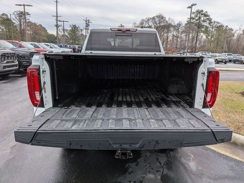 Used 2021 GMC Sierra 2500 AT4 w/ AT4 Preferred Package image 18