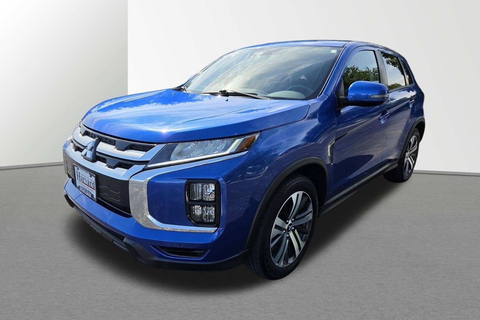 Used 2024 Mitsubishi Outlander Sport SE AWD/4WD image 3