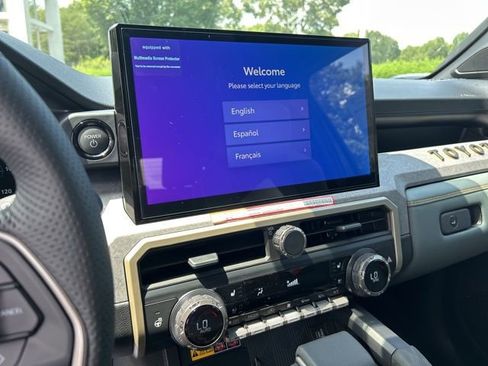New 2025 Toyota Tacoma 4x4 Double Cab Hybrid image 24
