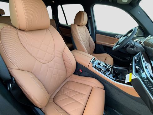 New 2026 BMW X5 xDrive50e w/ M Sport Package image 15