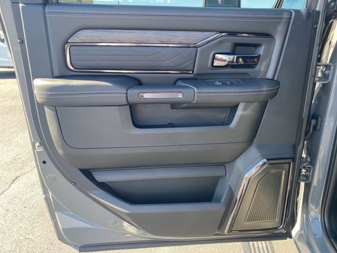 New 2026 RAM 2500 Limited image 38