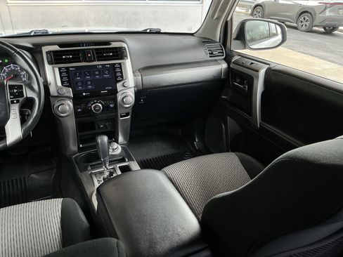 Used 2020 Toyota 4Runner SR5 image 16