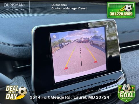 Used 2025 Jeep Compass Latitude w/ Sun & Sound Group AWD/4WD image 12