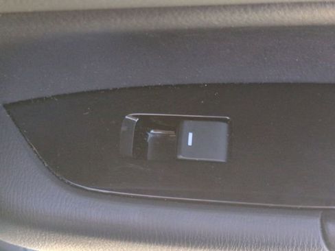 Used 2025 MAZDA CX-5 AWD 2.5 S w/ Preferred Package image 35