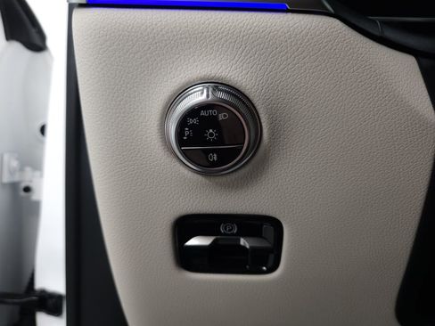 Certified 2026 Mercedes-Benz GLC 300 4MATIC image 10