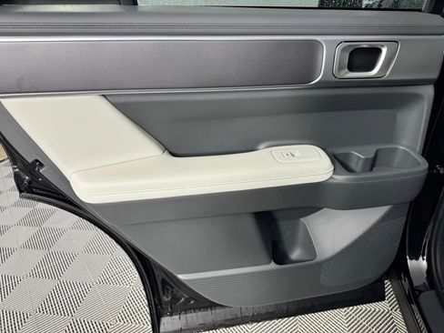 Used 2026 Hyundai Santa Fe SEL image 23