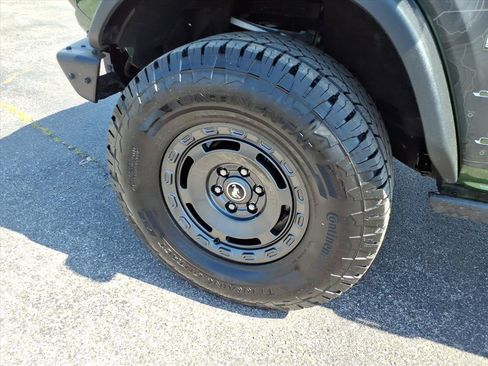 Used 2023 Ford Bronco Everglades AWD/4WD image 9
