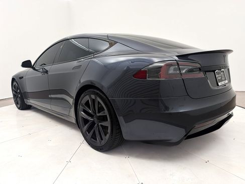 Used 2021 Tesla Model S Plaid image 12