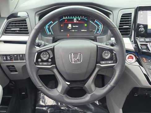 Used 2023 Honda Odyssey Touring image 26