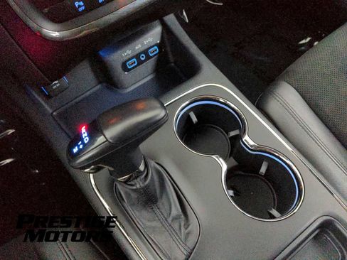 Used 2019 Dodge Durango GT w/ Technology Group AWD/4WD image 17