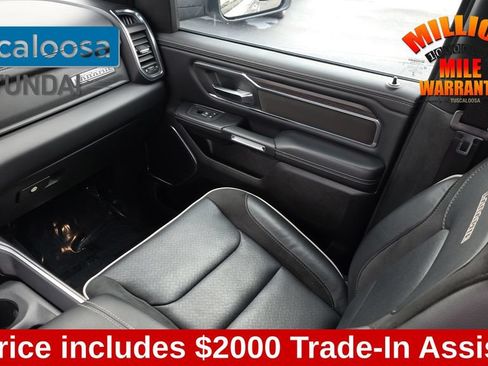 Used 2025 RAM 1500 Laramie AWD/4WD image 27