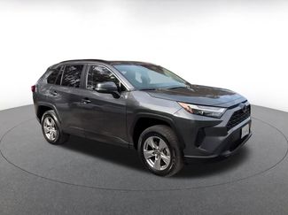 Used 2025 Toyota RAV4 XLE video 2