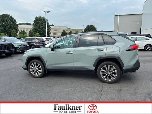 Used 2023 Toyota RAV4 XLE Premium AWD/4WD image 11