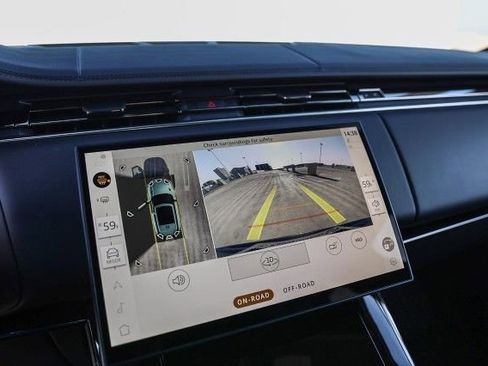 New 2025 Land Rover Range Rover Sport SE image 26