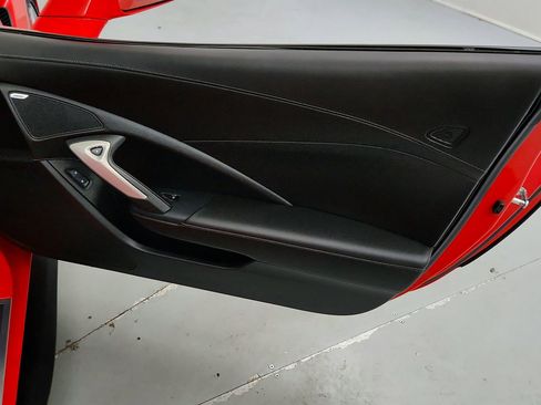 Used 2014 Chevrolet Corvette Stingray Coupe RWD image 25