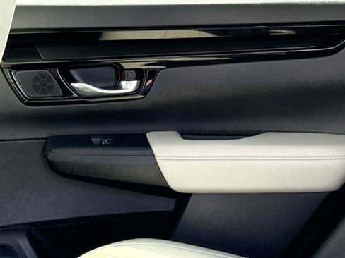 Used 2024 Honda CR-V EX-L image 16