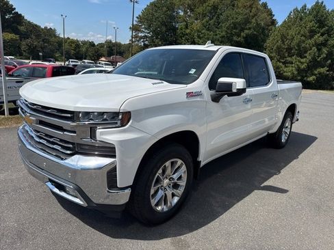 Used 2022 Chevrolet Silverado 1500 LTZ w/ LTZ Premium Package image 3