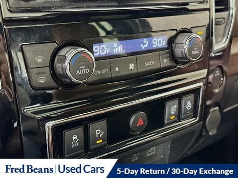 Used 2021 Nissan Titan Platinum Reserve w/ Moonroof Package image 18
