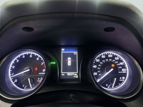 Used 2023 Toyota Camry SE w/ Convenience Package FWD image 48